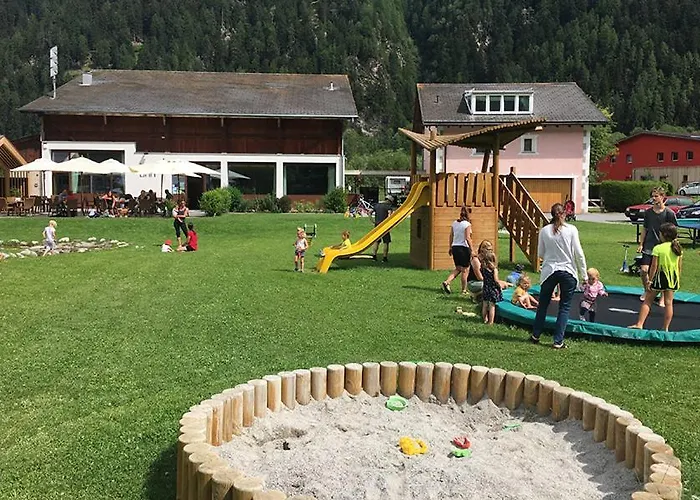 Muglin مكان تخييم *